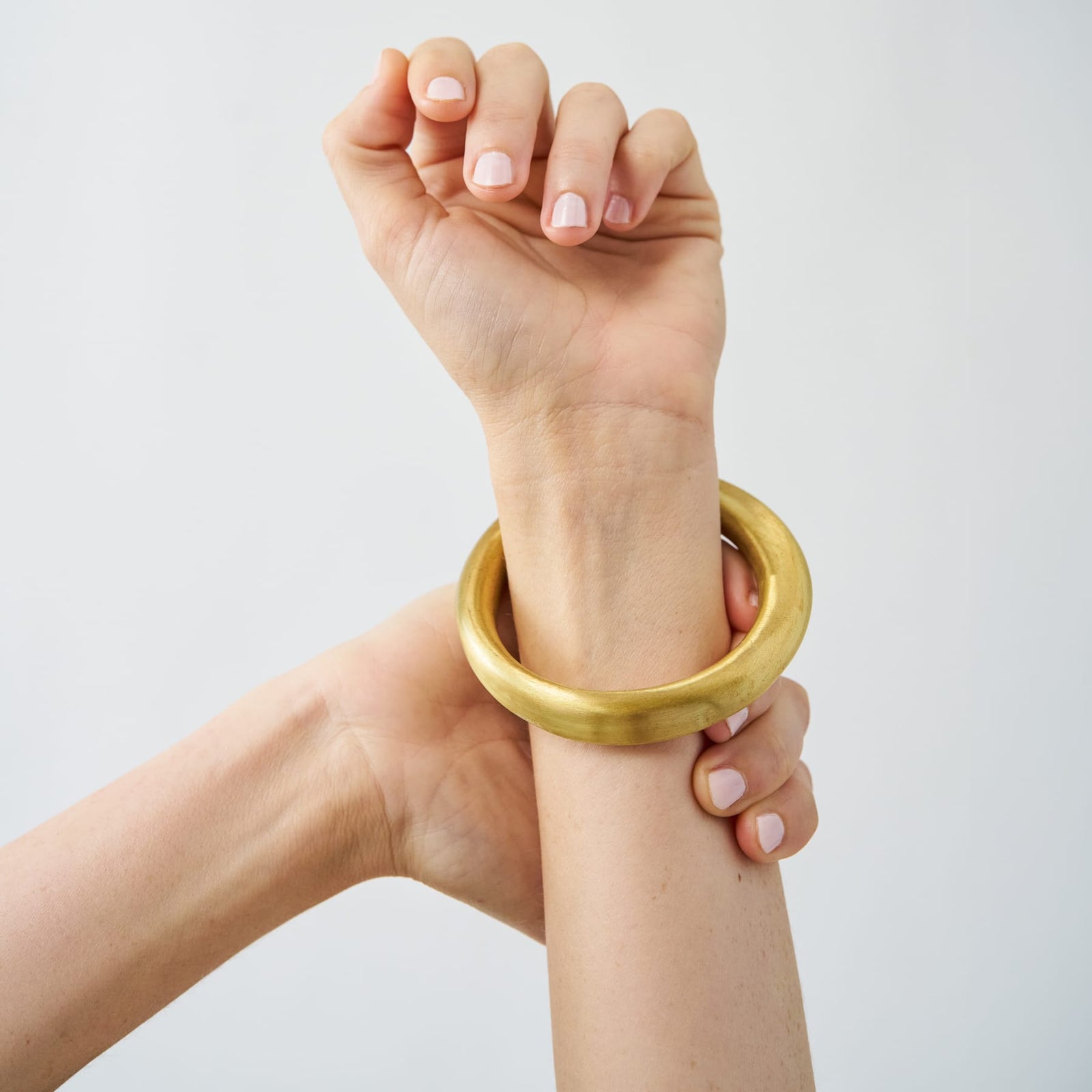 Cora Single Bangle Matte Brass