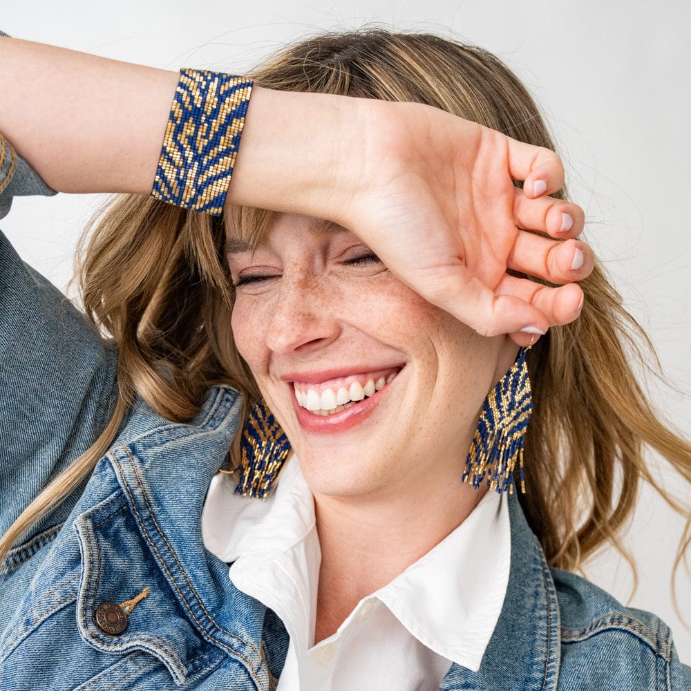 Brooklyn Tiger Print Beaded Stretch Bracelet Navy Wholesale